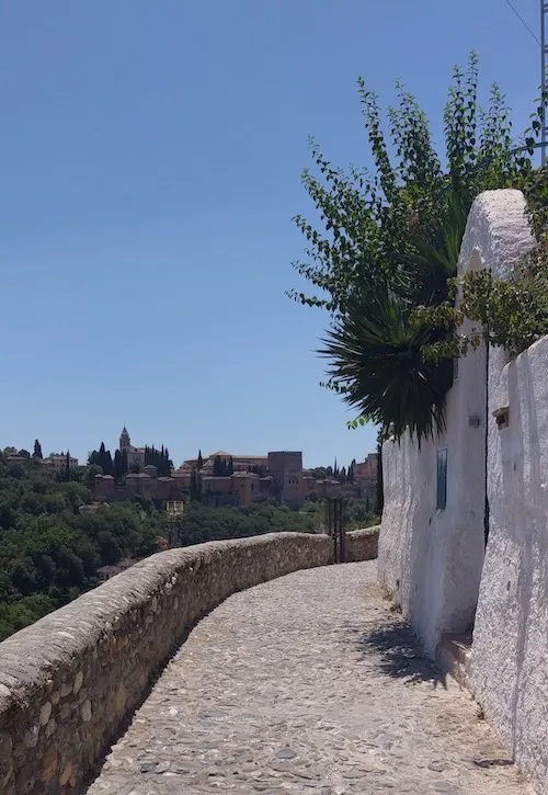 グラナダのアルバイシン地区